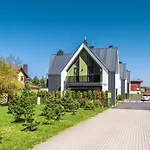 Zalia Kopa 200m To Beach, Kunigiskes Pine Forest, Private Yard & Terrace *